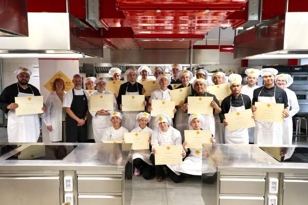 Gli studenti tedeschi del BKLM Ahaus in Alba Accademia Alberghiera per un viaggio nell’eccellenza enogastronomica piemontese